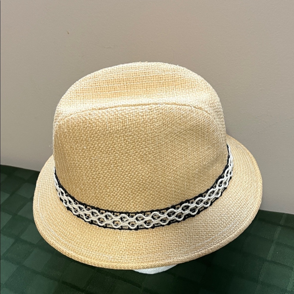 Vintage Stetson Tan Fedora with Black and White Band - Picture 14 of 16